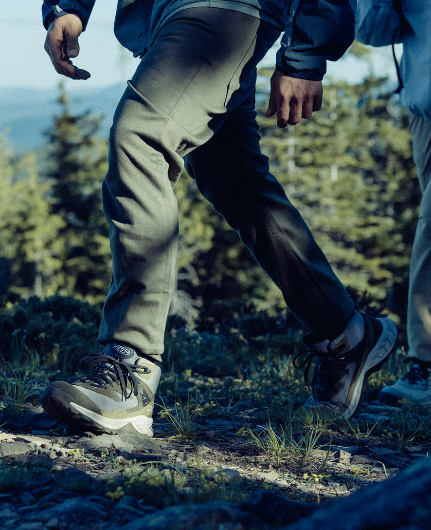 Mens Hightrail Waterproof Hiking Boot Martini OliveDark Olive
