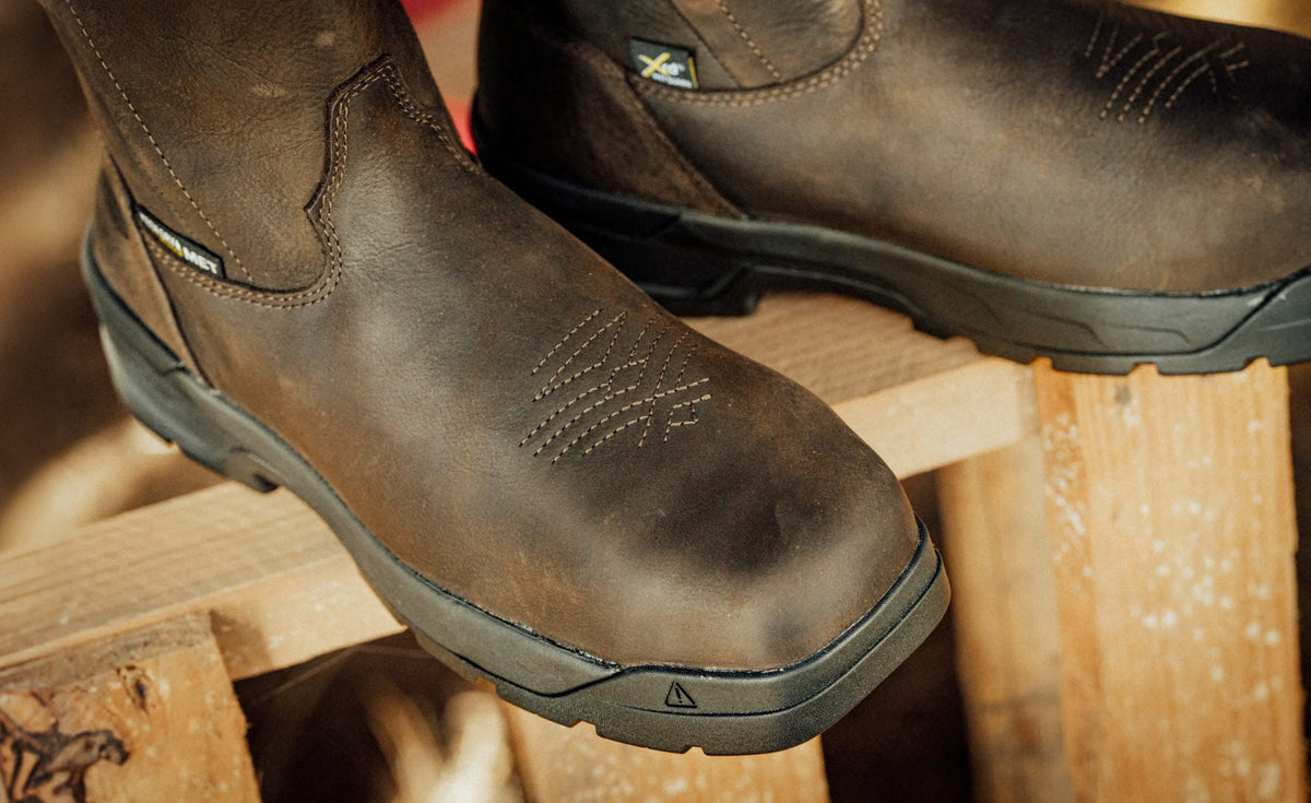 Mens CSA Flatland Pull-On Waterproof Work Boot INT MET Carbon Toe Dark BrownBlack
