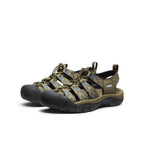 Mens Newport Retro Sandal x Études Studio Etudes Olive