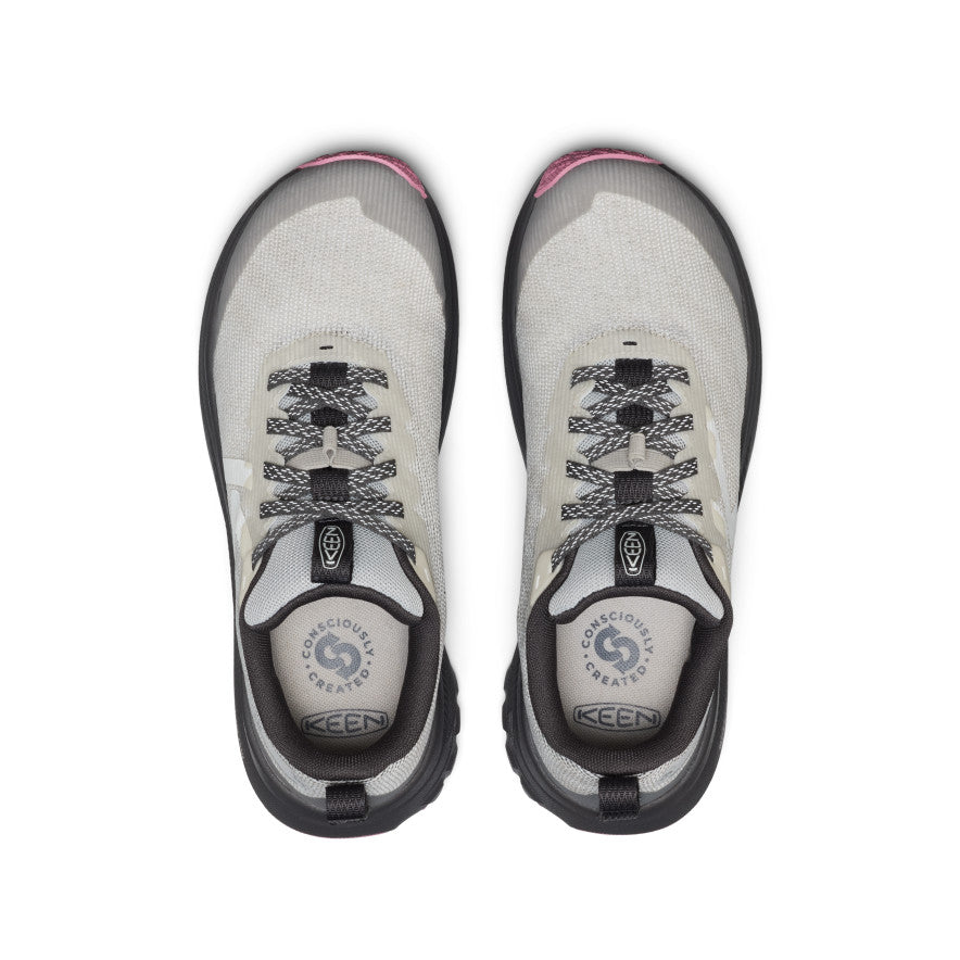 Womens Roam Trail Running Shoe VaporOrchid Smoke