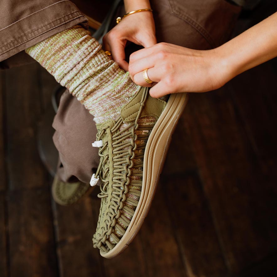 Womens UNEEK Sneaker Martini OliveSafari
