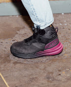 Womens Snapline CF Waterproof Boot Carbon Toe MagnetBlack
