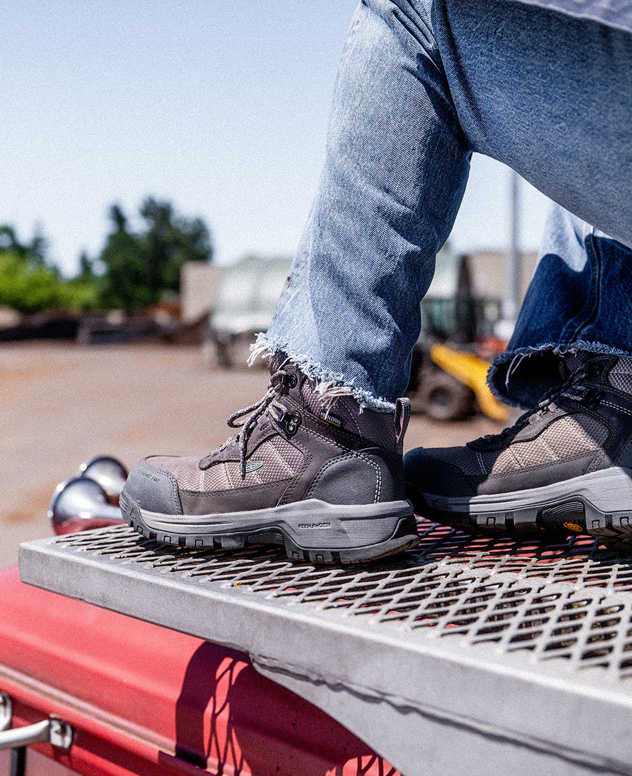 Womens Skokie Waterproof Work Boot Carbon Toe MagnetBlack