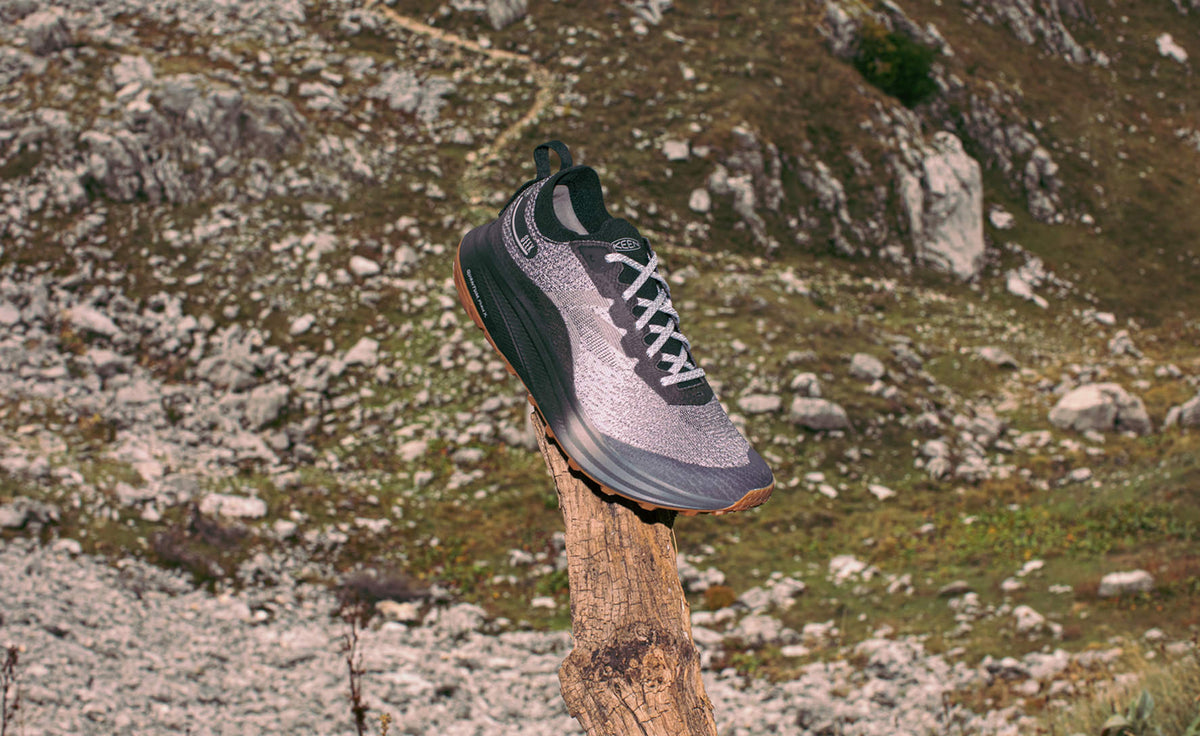 Womens Seek Trail Running Shoe BlackMagnet